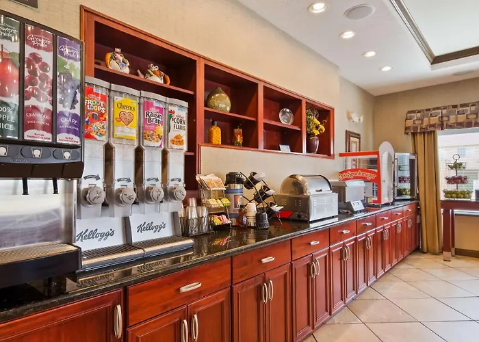 Best Hotels with Balconies in Las Vegas