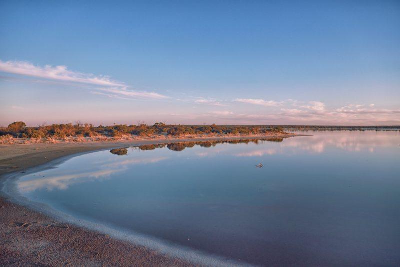lake king e i riflessi delle nuvole